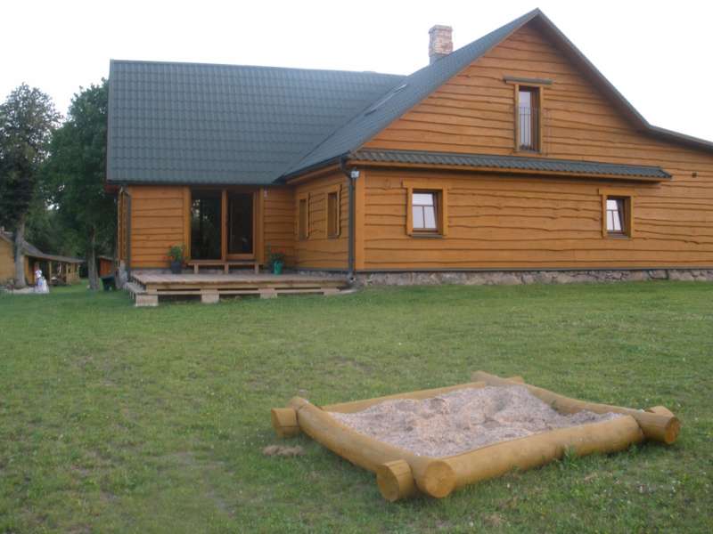 100.JPG